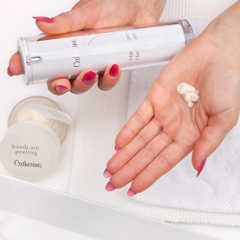 найкращий зволожуючий крем для рук і SPA процедури в 2023 році